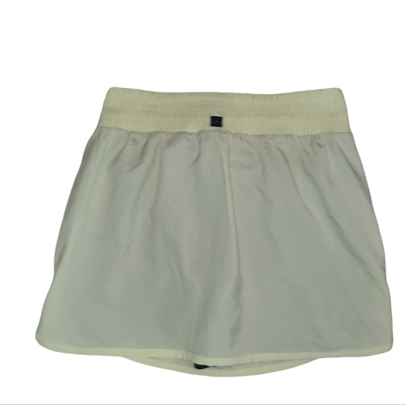 Prana Women's Peak to Pavement Yellow Skort Size Small - Picture 2 of 12